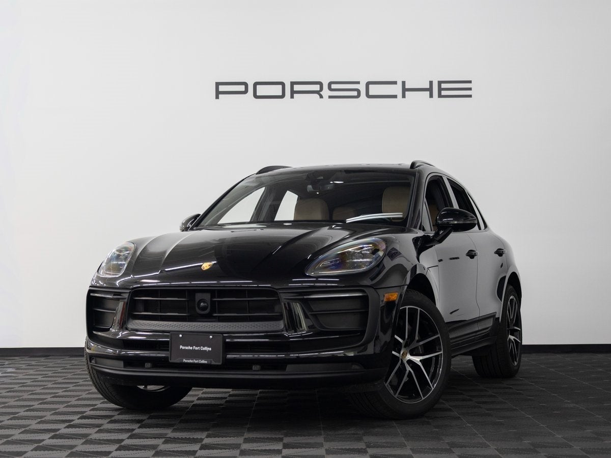 2023 Porsche Macan Base