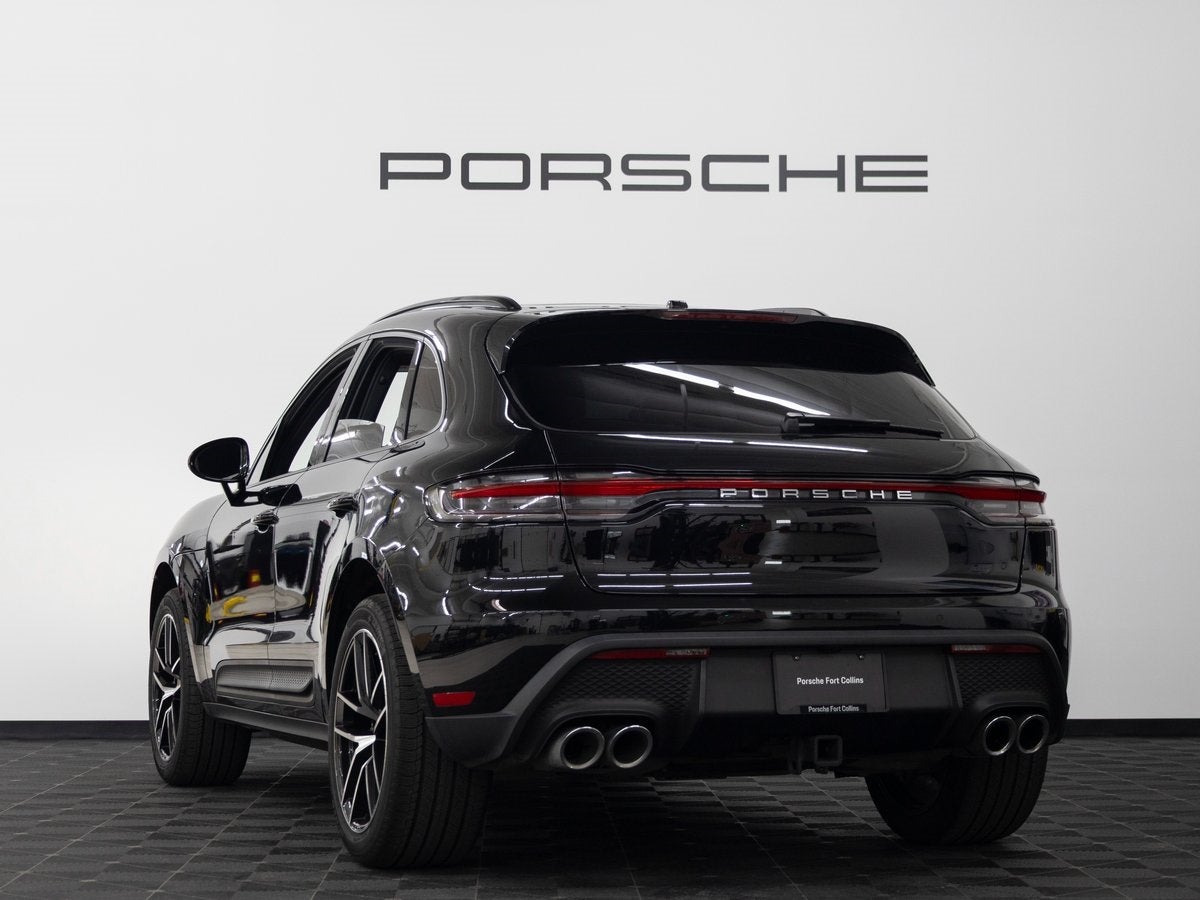 2023 Porsche Macan Base