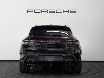 2023 Porsche Macan Base