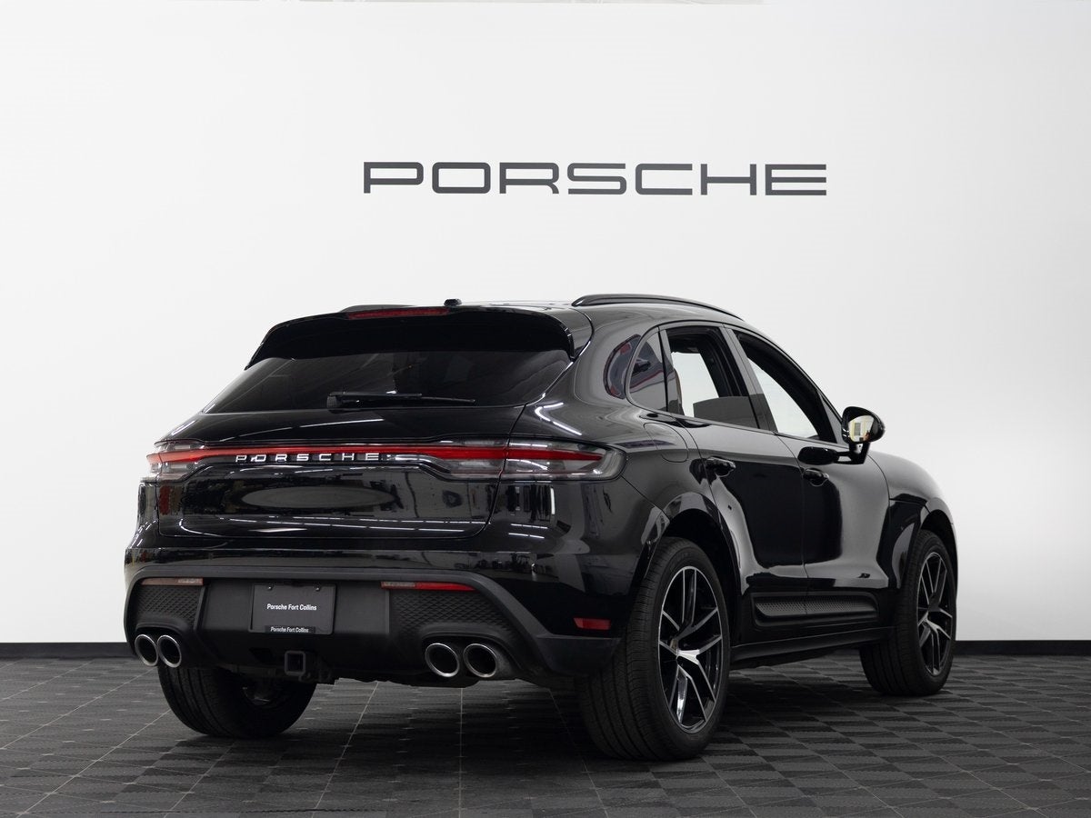 2023 Porsche Macan Base