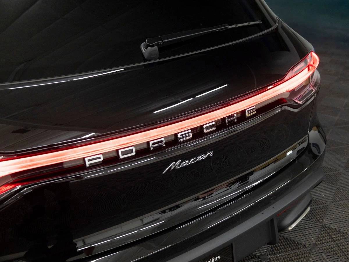 2026 Porsche Macan Base