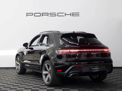 2026 Porsche Macan Base