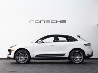 2026 Porsche Macan Base