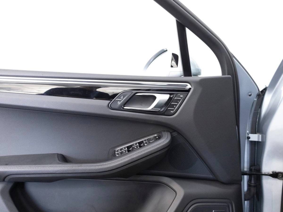 2024 Porsche Macan Macan