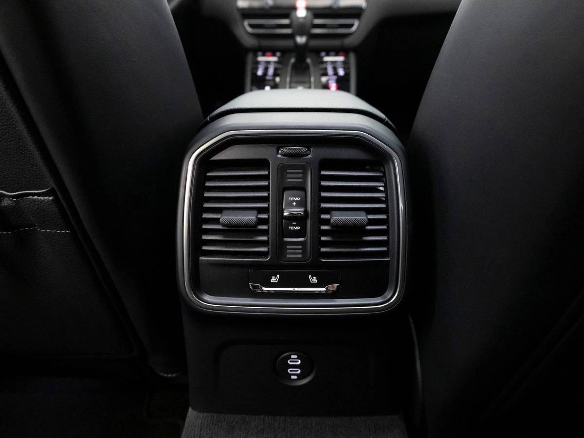 2024 Porsche Macan Macan