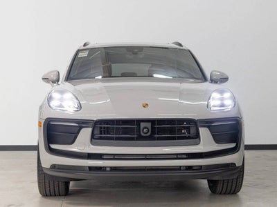 2025 Porsche Macan Macan