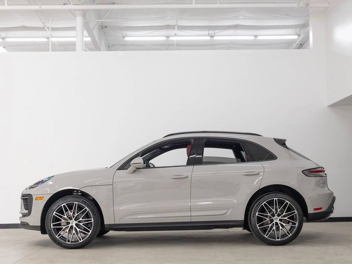 2025 Porsche Macan Macan