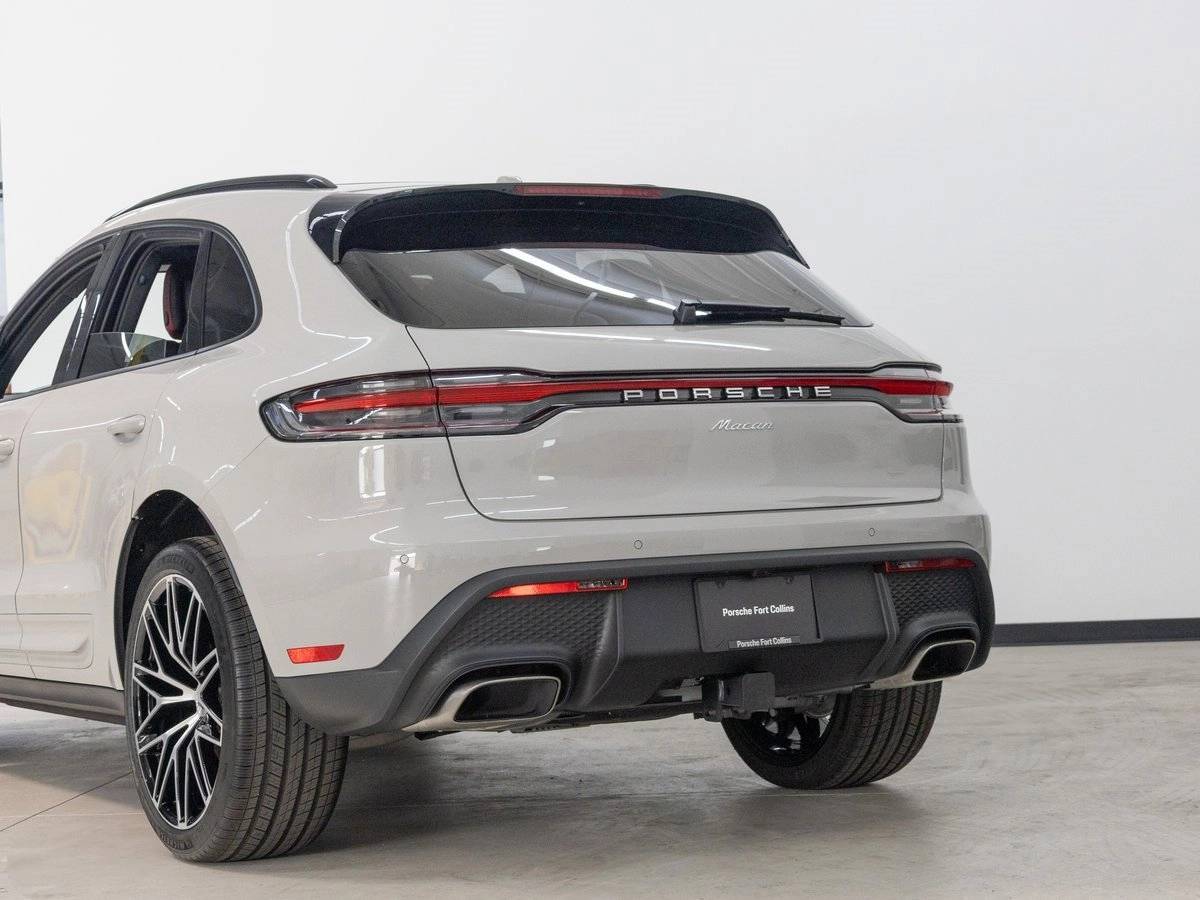 2025 Porsche Macan Macan