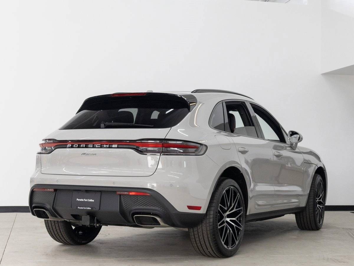 2025 Porsche Macan Macan