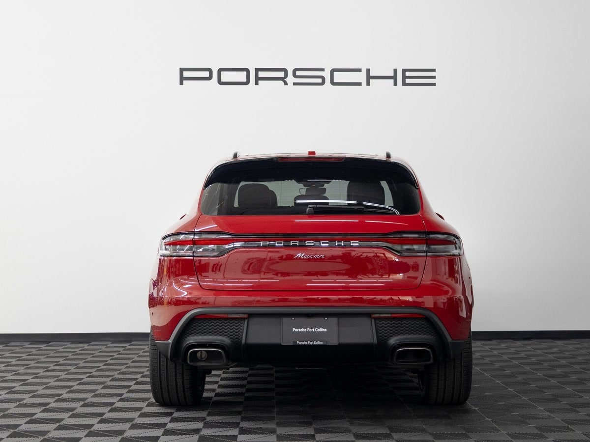 2026 Porsche Macan Base