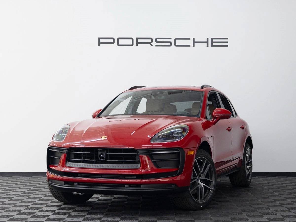 2026 Porsche Macan Base