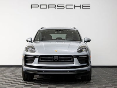 2026 Porsche Macan Macan