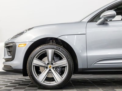 2026 Porsche Macan Macan