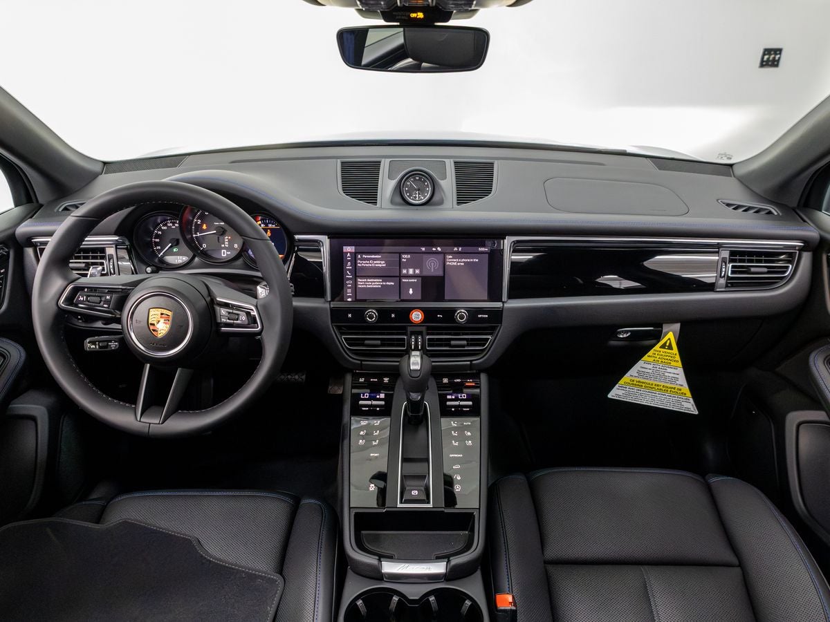 2026 Porsche Macan Macan