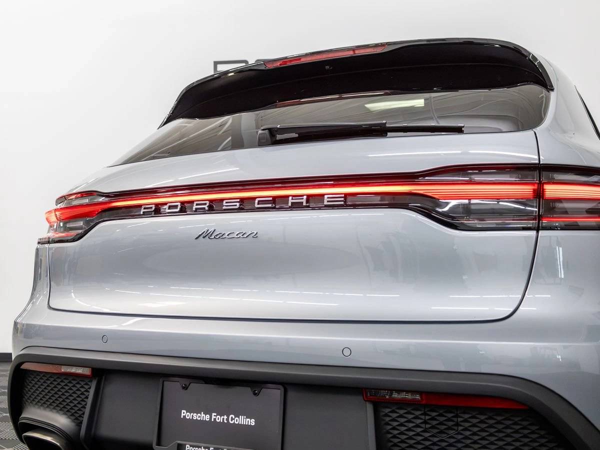 2026 Porsche Macan Macan