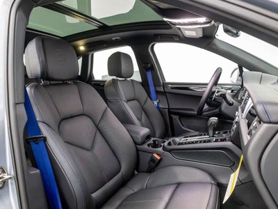 2026 Porsche Macan Macan