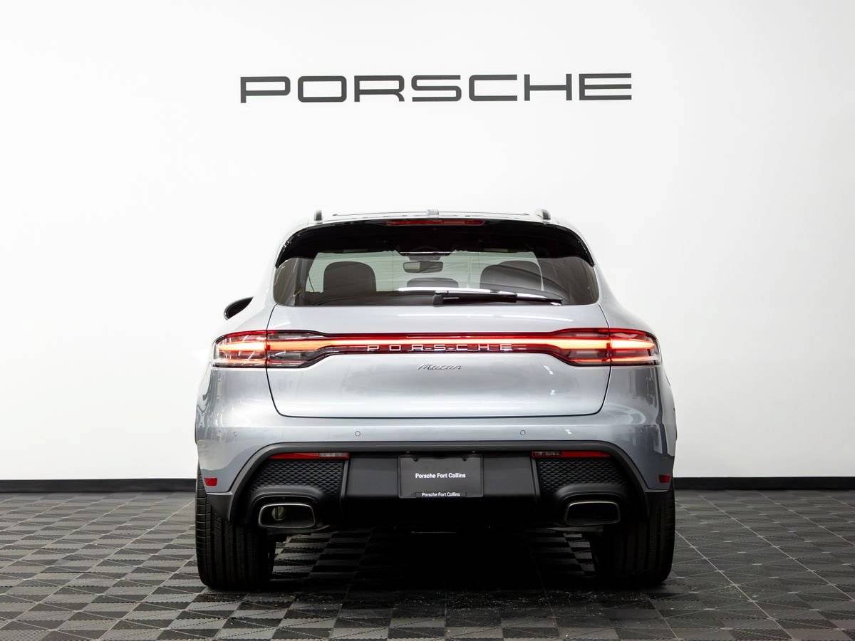 2026 Porsche Macan Macan