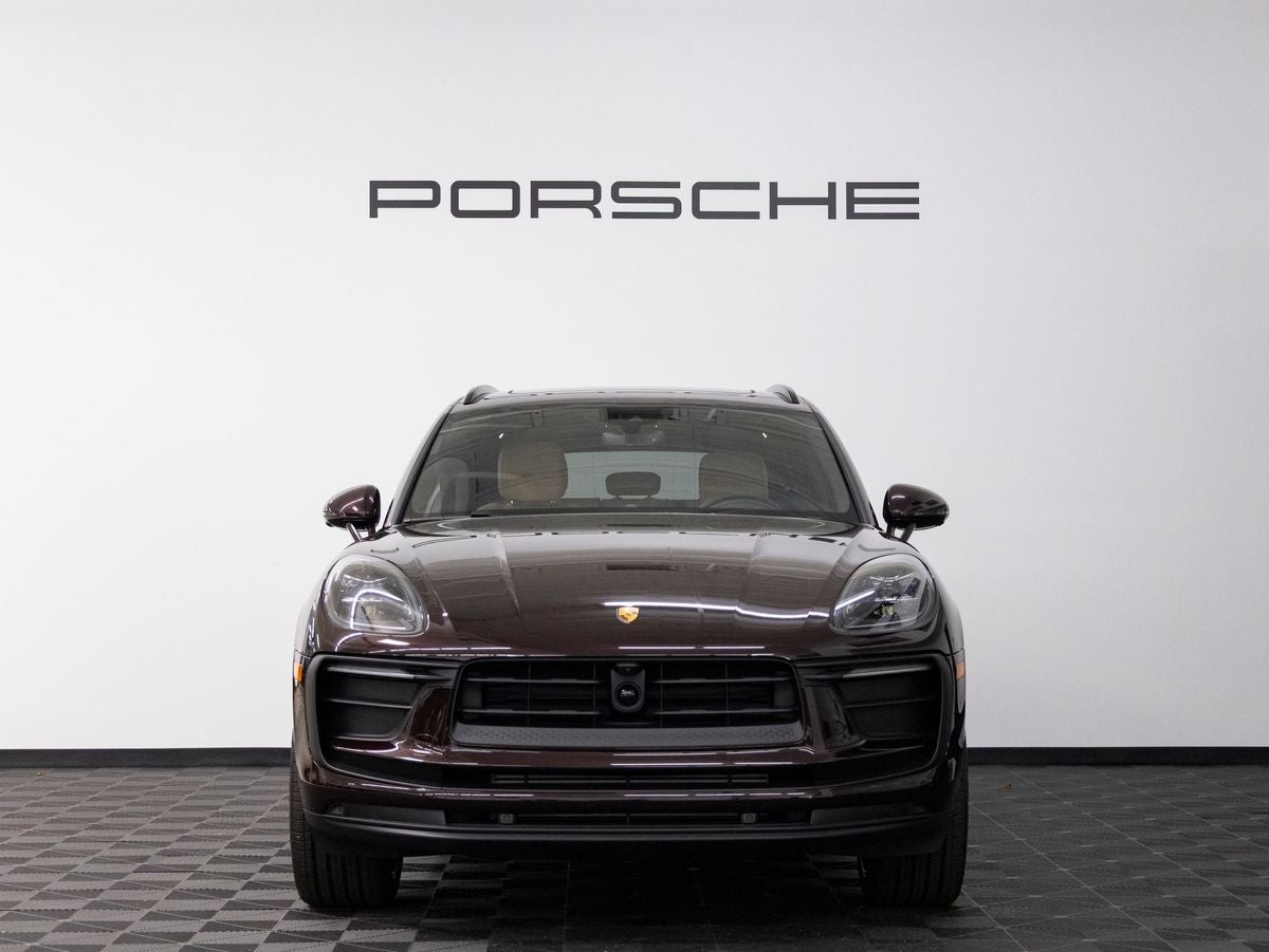 2026 Porsche Macan Macan