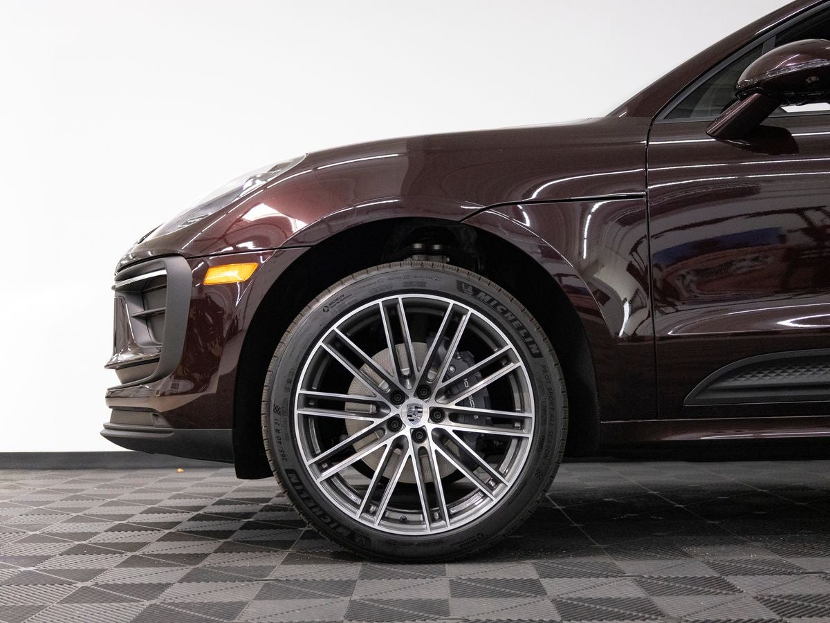 2026 Porsche Macan Macan