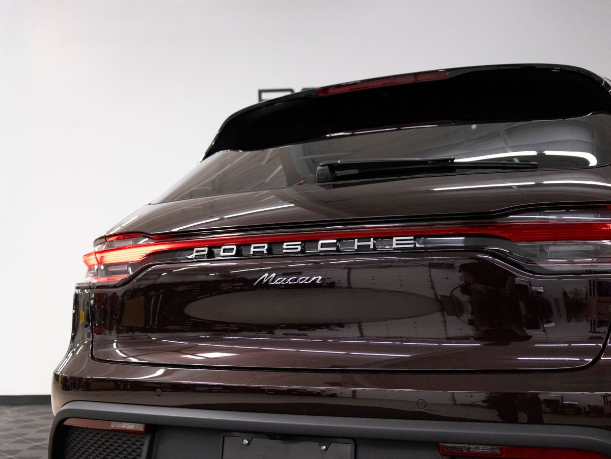 2026 Porsche Macan Macan