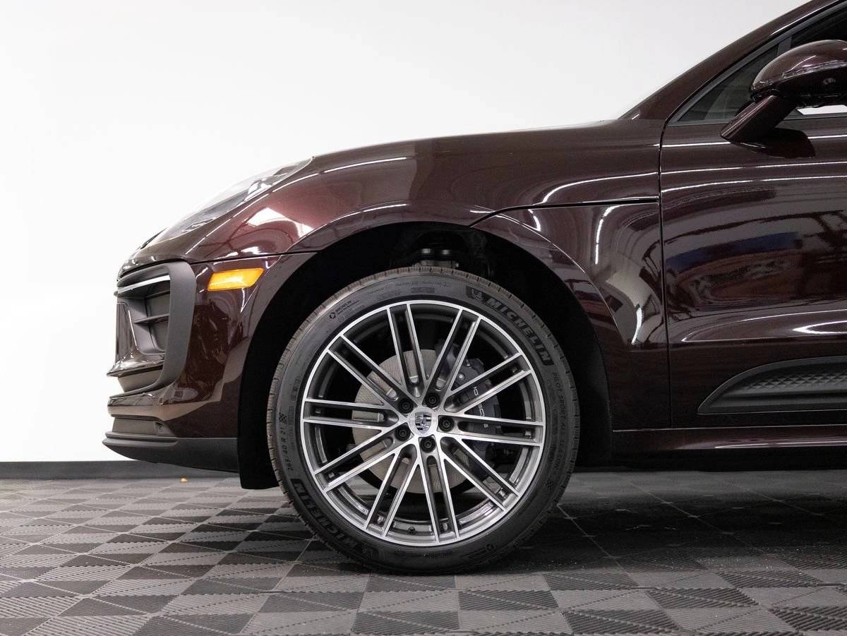 2026 Porsche Macan Macan