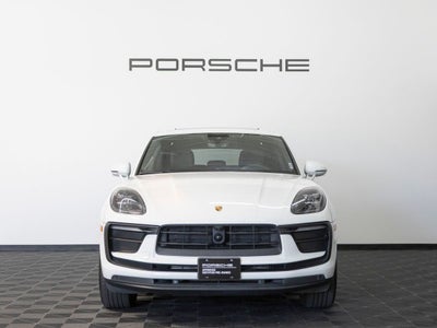 2023 Porsche Macan Base