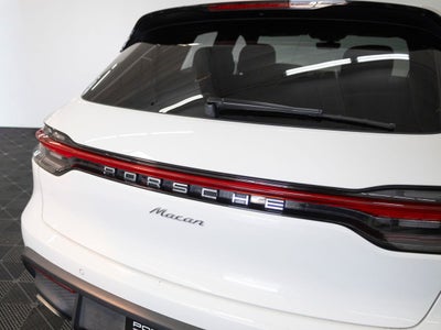 2023 Porsche Macan Base