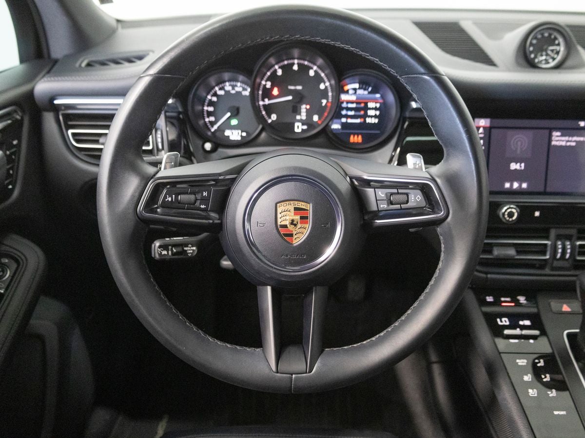 2023 Porsche Macan Base