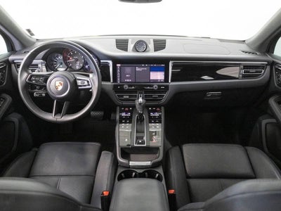 2023 Porsche Macan Base