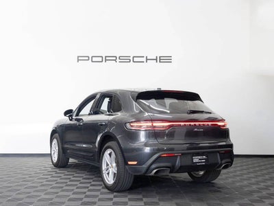 2025 Porsche Macan Base