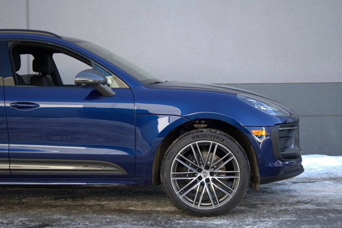 2025 Porsche Macan T
