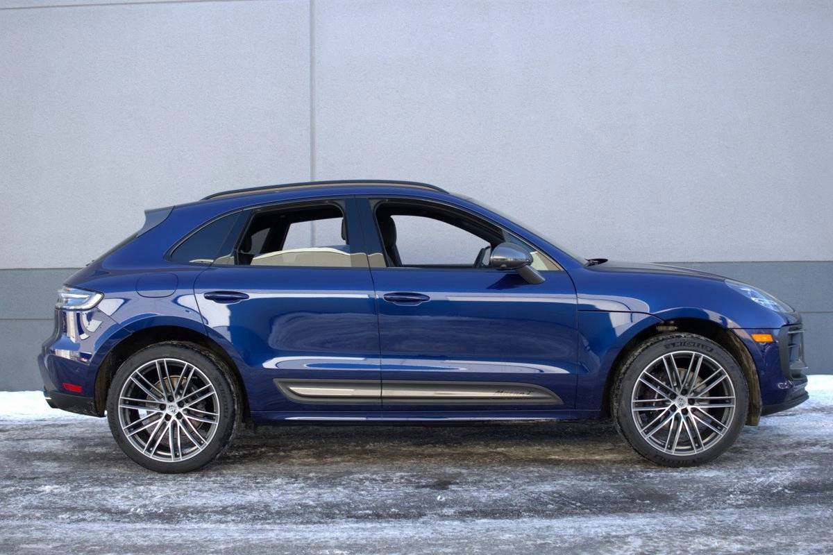 2025 Porsche Macan T
