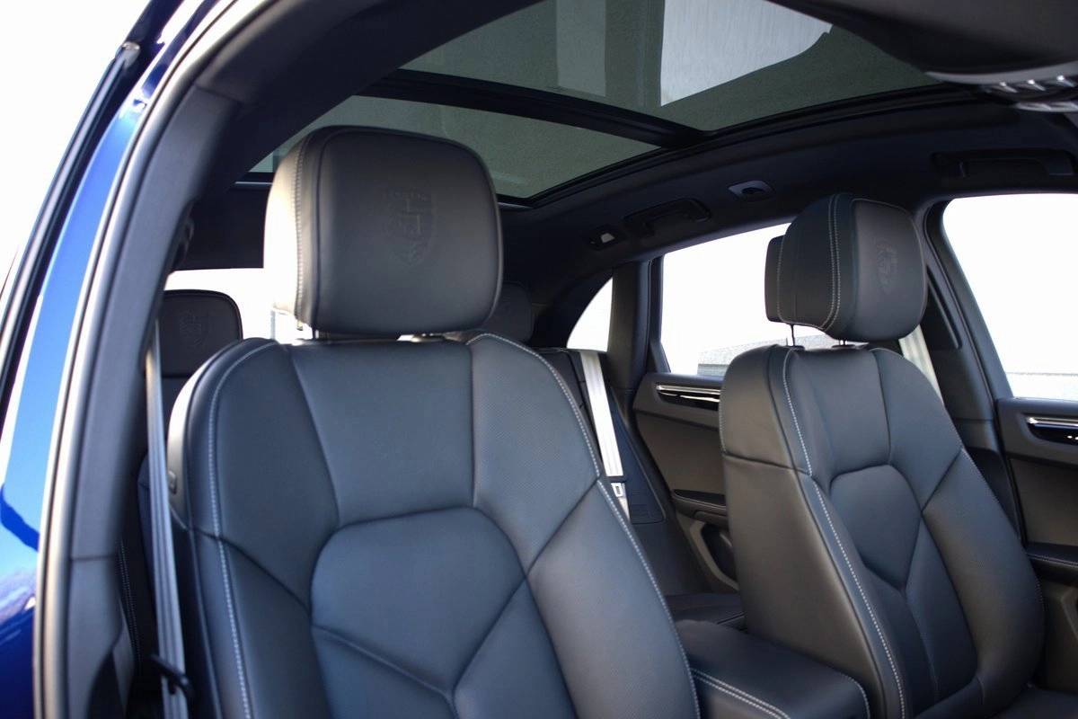 2025 Porsche Macan T