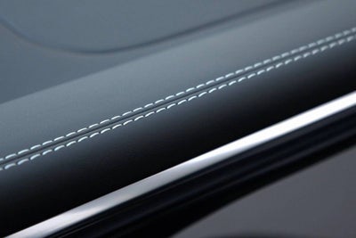 2025 Porsche Macan T