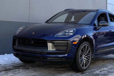 2025 Porsche Macan T