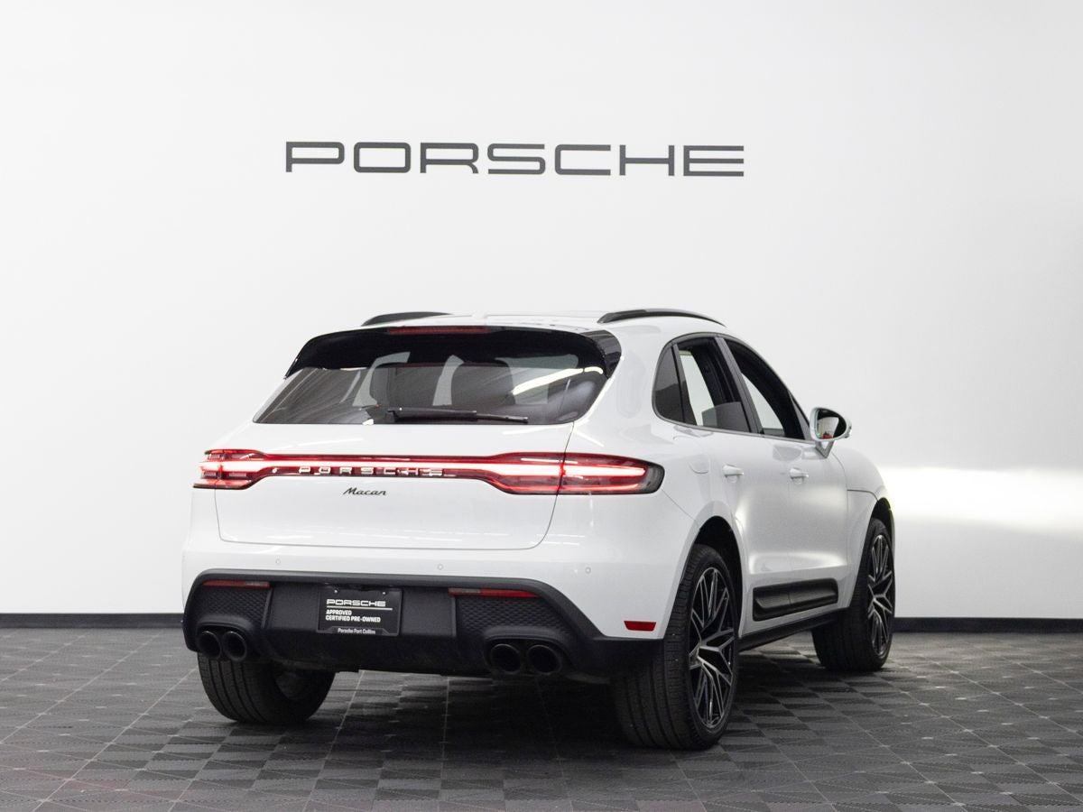 2026 Porsche Macan Base