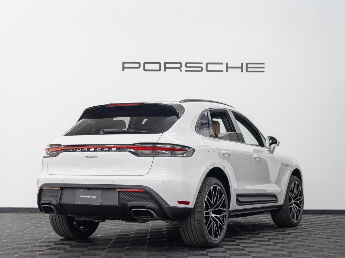 2026 Porsche Macan Base