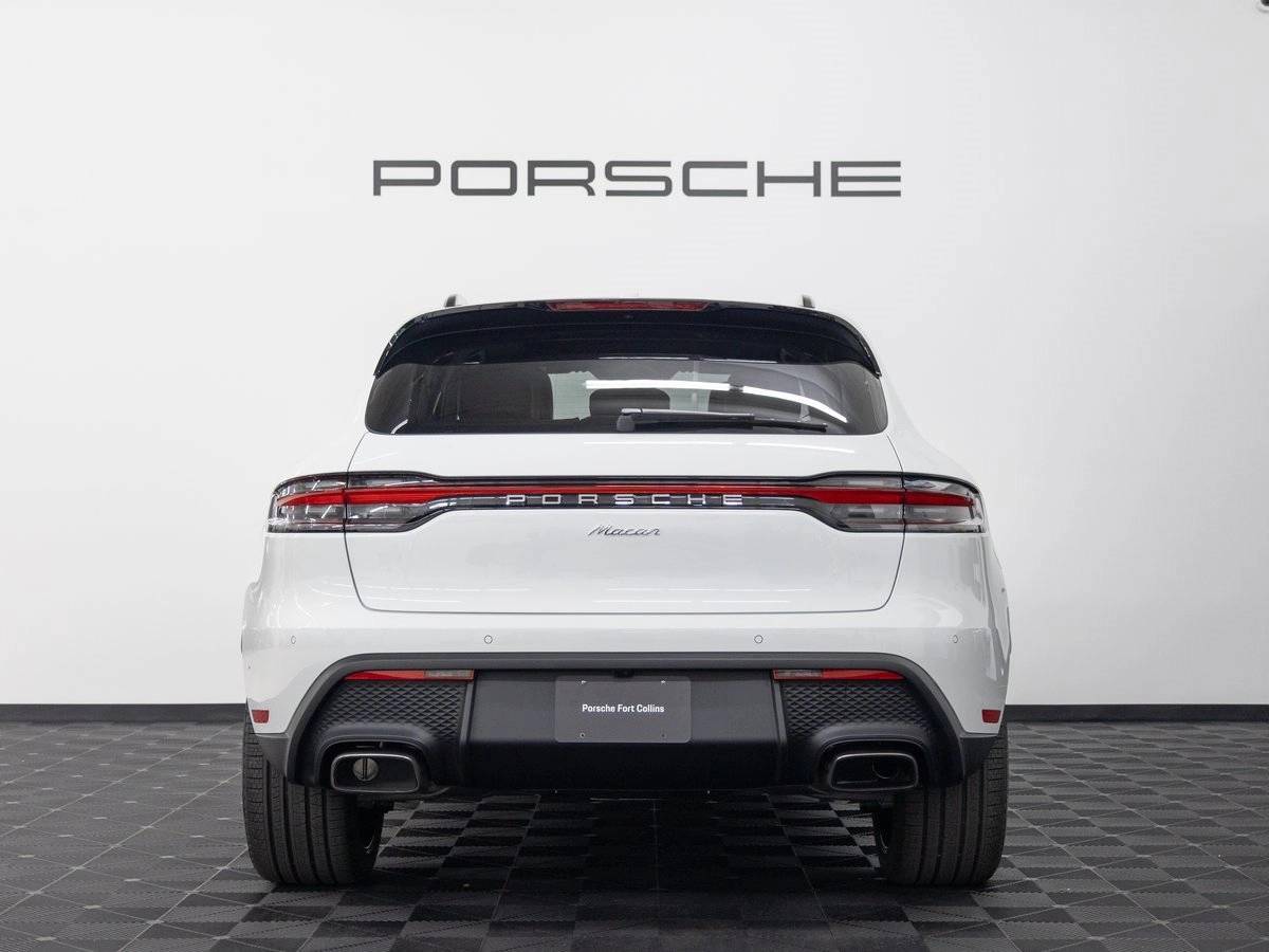 2026 Porsche Macan Macan