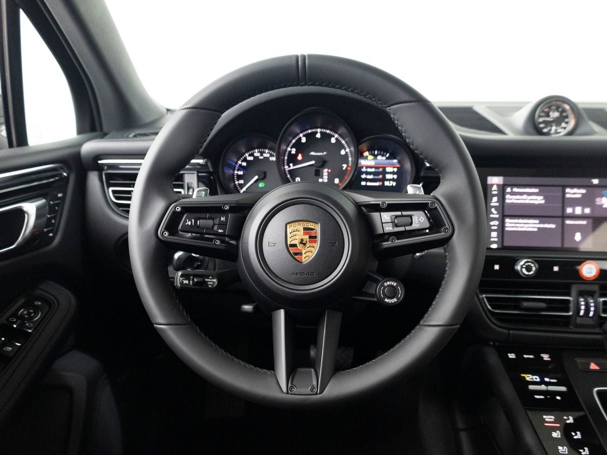2026 Porsche Macan T