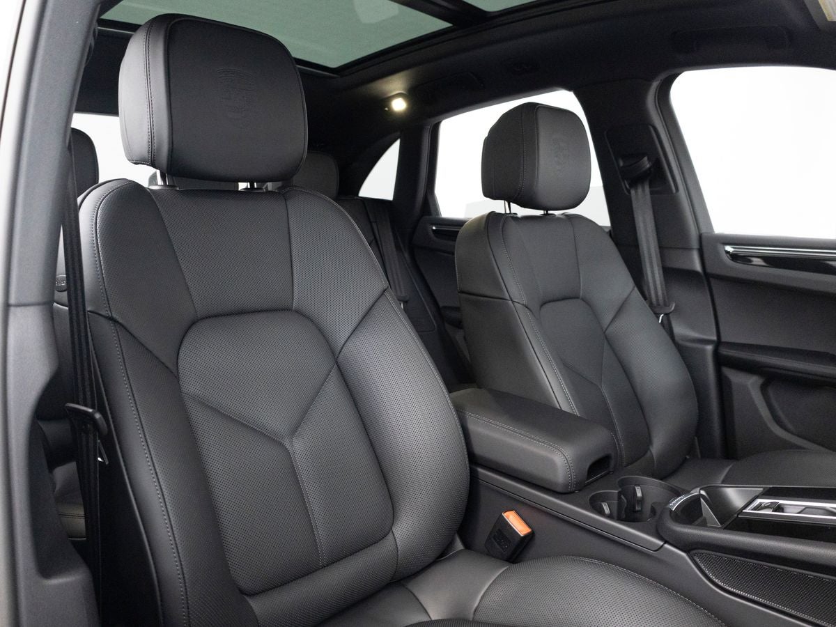 2026 Porsche Macan T