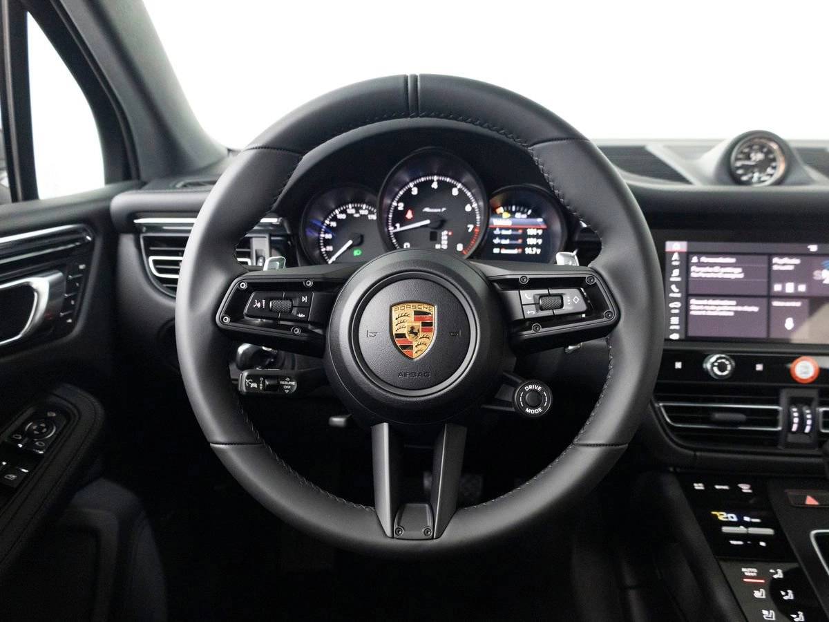2026 Porsche Macan T