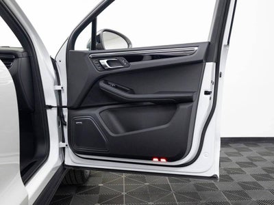 2026 Porsche Macan T