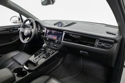 2023 Porsche Macan Macan (MY23)