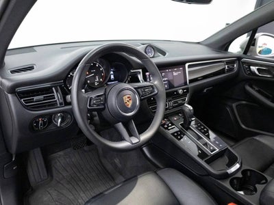 2023 Porsche Macan Macan (MY23)