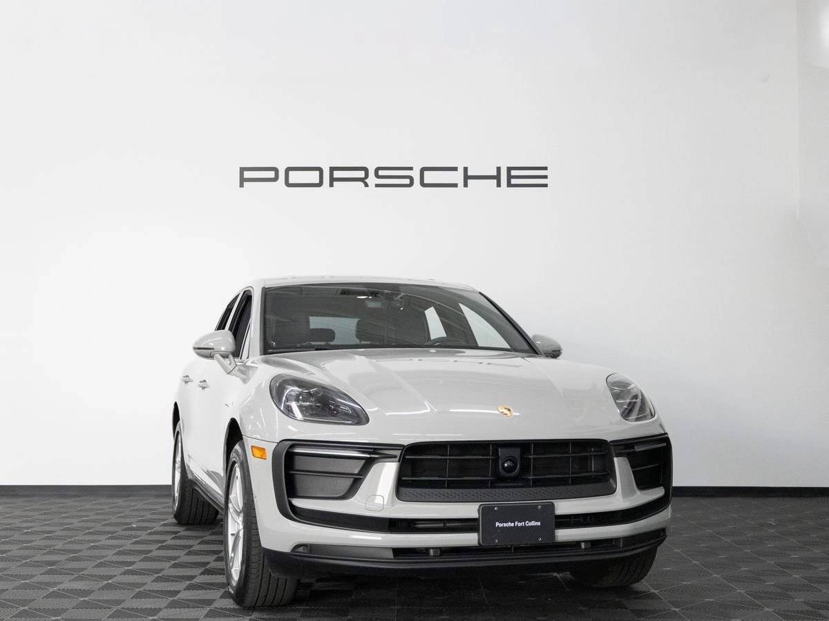 2023 Porsche Macan Macan (MY23)
