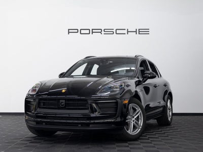 2025 Porsche Macan Base