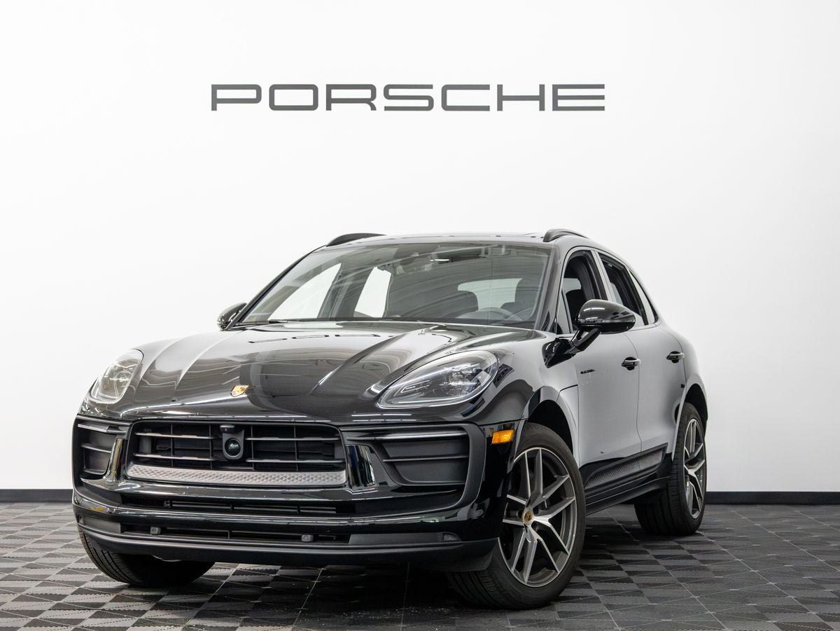 2026 Porsche Macan Macan