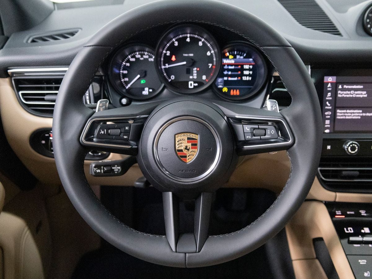 2026 Porsche Macan Macan