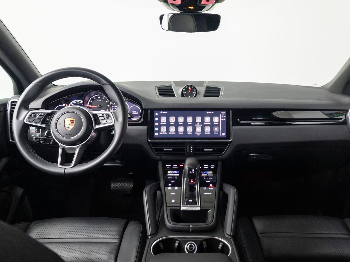 2023 Porsche Cayenne Base