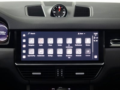 2023 Porsche Cayenne Base